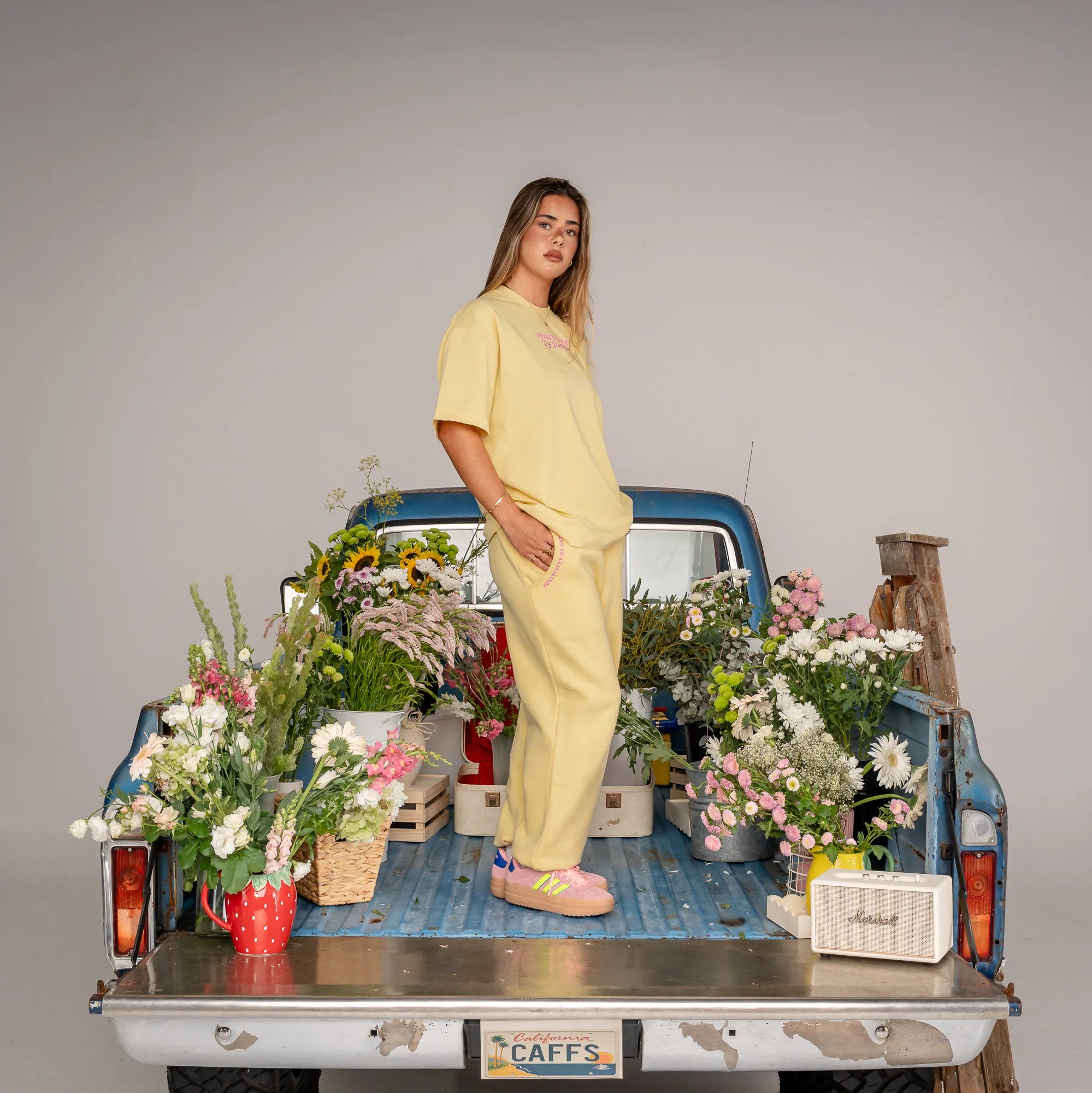 FLOWER TEE - BUTTER YELLOW